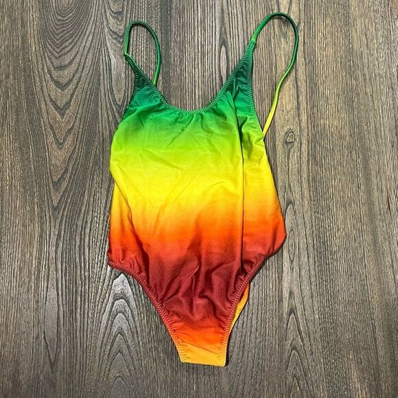NWOT Triya Maio Ariel Jamaica Gradient One Piece Swimsuit Multicolor Size M - Picture 1 of 5